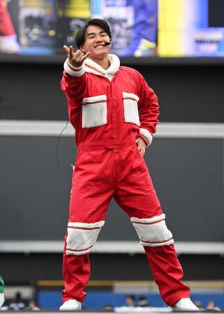 ロッテ・西川　阪神・森下金言で“倍倍”成長へ　ファン感で「倍倍ＦＩＧＨＴ！」完コピ疲労披露