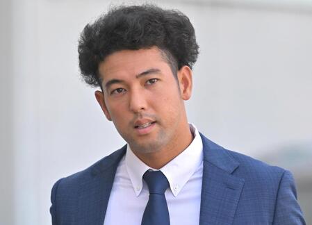 楽天・鈴木大３２００万円減更改　阪神から戦力外加入の加治屋は１８００万円増