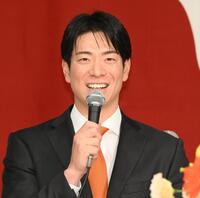 　入団会見を行う松本（撮影・堀内翔）