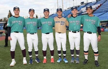 　プロでの活躍を誓う（左から）早大・田和廉、明大・大川慈英、早大・伊藤樹、明大・毛利海大、明大・小島大河、法大・松下歩叶（撮影・佐藤厚）