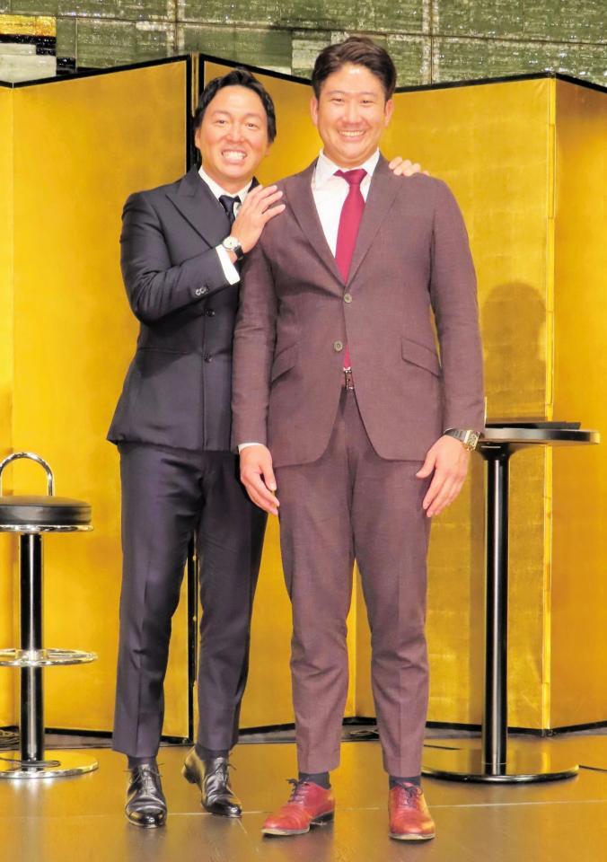 都内でトークショーを行った今季限りで現役引退の長野（左）とオリオールズからＦＡとなった菅野