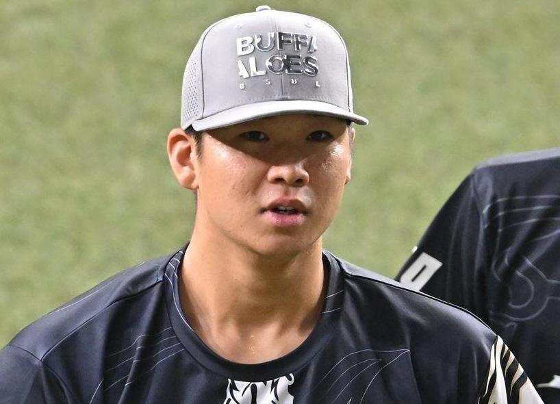 　オリックス・山下