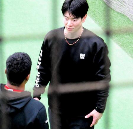 ＦＡ加入の巨人・松本剛　ジャイアンツ球場で超速始動　外野のレギュラー争いへ「しっかり結果を残すことだけを考えてやりたい」