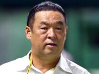 　中日の松中信彦１軍統括打撃コーチ