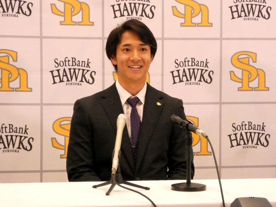 　契約を更改した柳町