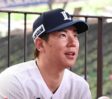 　西武・炭谷銀仁朗