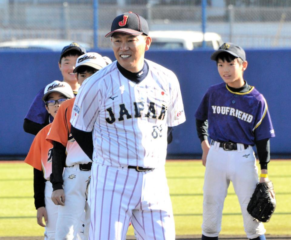 　野球教室の特別講師を務めた侍ジャパン・井端監督