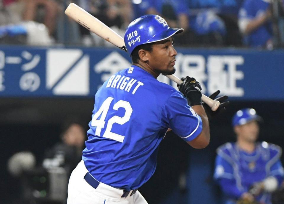 　中日・ブライト