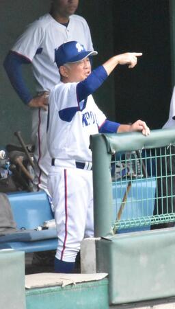 　大経大監督時代の高代さん（２０２３年９月）