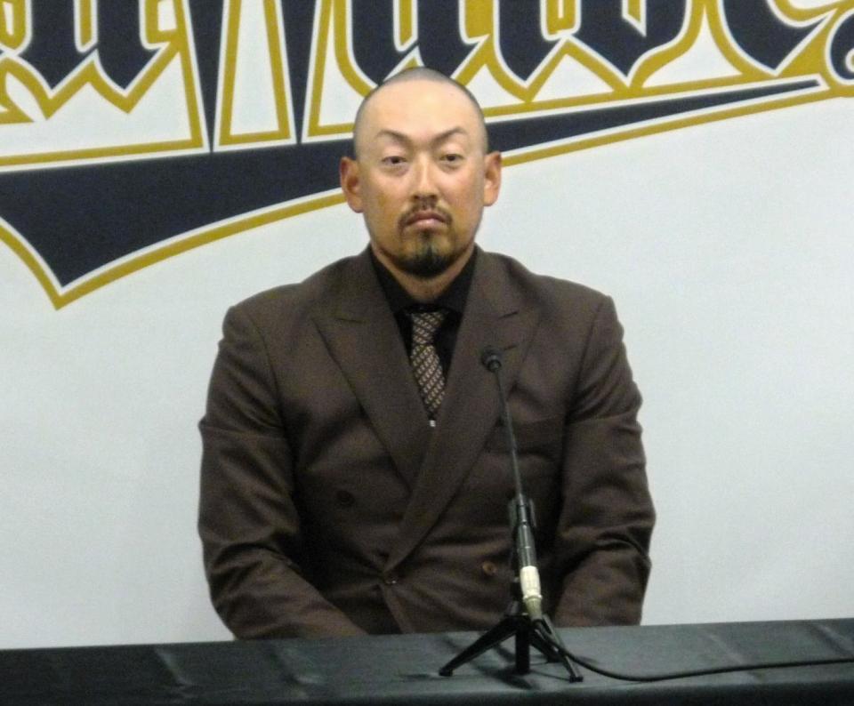 　契約更改交渉に臨んだ平野