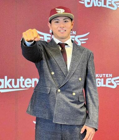 　入団会見を行った佐藤（撮影・松井美里）