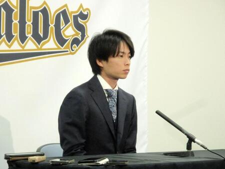 　契約更改に臨んだ山岡