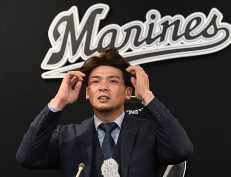 　「２桁ホームランは打ちたい」と目標を掲げる井上（撮影・佐藤厚）