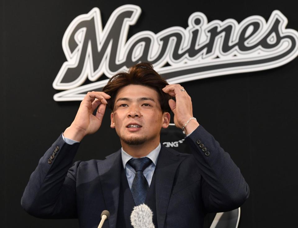 　「２桁ホームランは打ちたい」と目標を掲げる井上（撮影・佐藤厚）