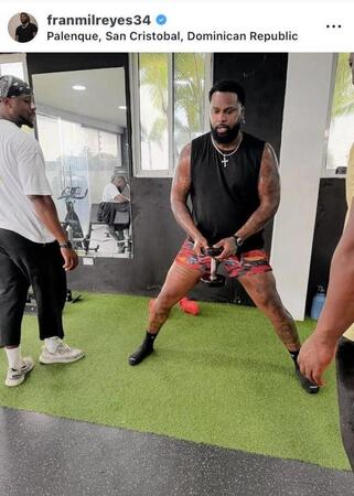 　日本ハム・レイエスのインスタグラム（＠ｆｒａｎｍｉｌｒｅｙｅｓ３４）から