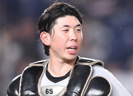 　ロッテ・寺地隆成