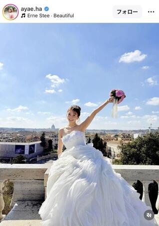 【写真】野球ファンお馴染み人気美人アナ　ウェディングドレス姿に反響　発奮ダイエット明かす