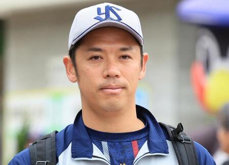 　ヤクルト・小川