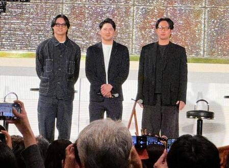 　丸が不在の中、トークショーを行った（左から）田中瑛、泉口、山崎（撮影・松井美里）