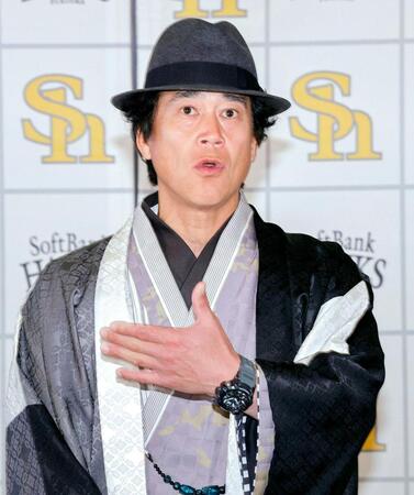 　仕事始めの鏡開きを終え、意気込みを語る城島ＣＢＯ