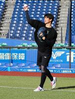 　自主トレを公開した唐川