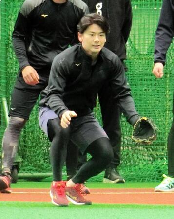 ノックを受ける大塚