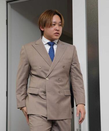 ＳＮＳで結婚を報告した宮城＝２５年１２月