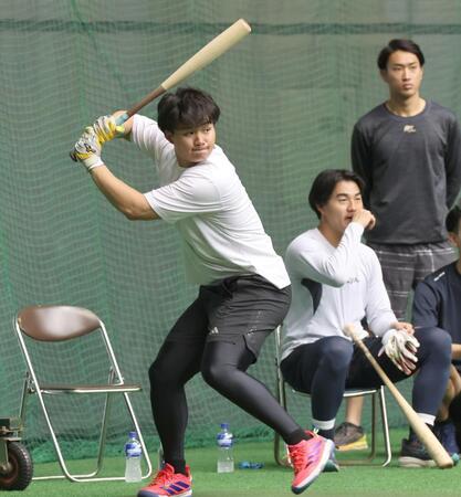 打撃練習をする森下（撮影・田中太一）