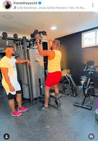 　日本ハム・レイエスのインスタグラム（ｆｒａｎｍｉｌｒｅｙｅｓ３４）より 