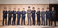 ＮＰＢ１２球団監督会議に出席した（左から）ヤクルト・城石憲之２軍監督、広島・高信二２軍監督、中日・飯山裕志２軍監督、巨人・石井琢朗２軍監督、ＤｅＮＡ・村田修一２軍監督、ソフトバンク・斉藤和巳２軍監督、日本ハム・稲葉篤紀２軍監督、オリックス・風岡尚幸２軍監督、楽天・渡辺直人２軍監督、西武・小関竜也２軍監督、ロッテ・福浦和也２軍監督（撮影・伊藤笙子）