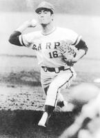 　現役時代の安仁屋氏