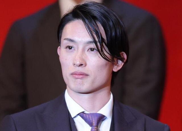 ソフトＢ周東 ５年総額２０億円でサイン