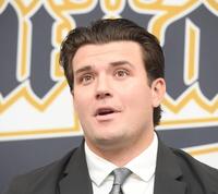 会見するボブ・シーモア（撮影・高部洋祐）