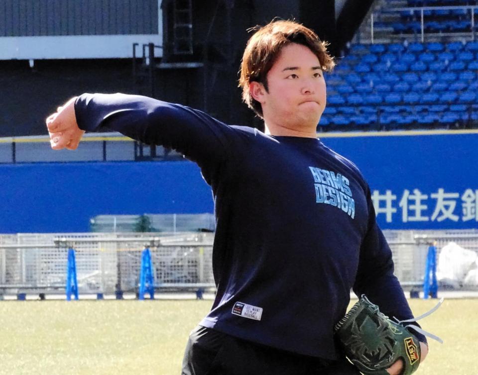 自主トレを公開した横山