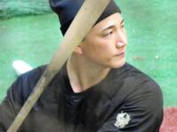 ジャイアンツ球場で練習する小林