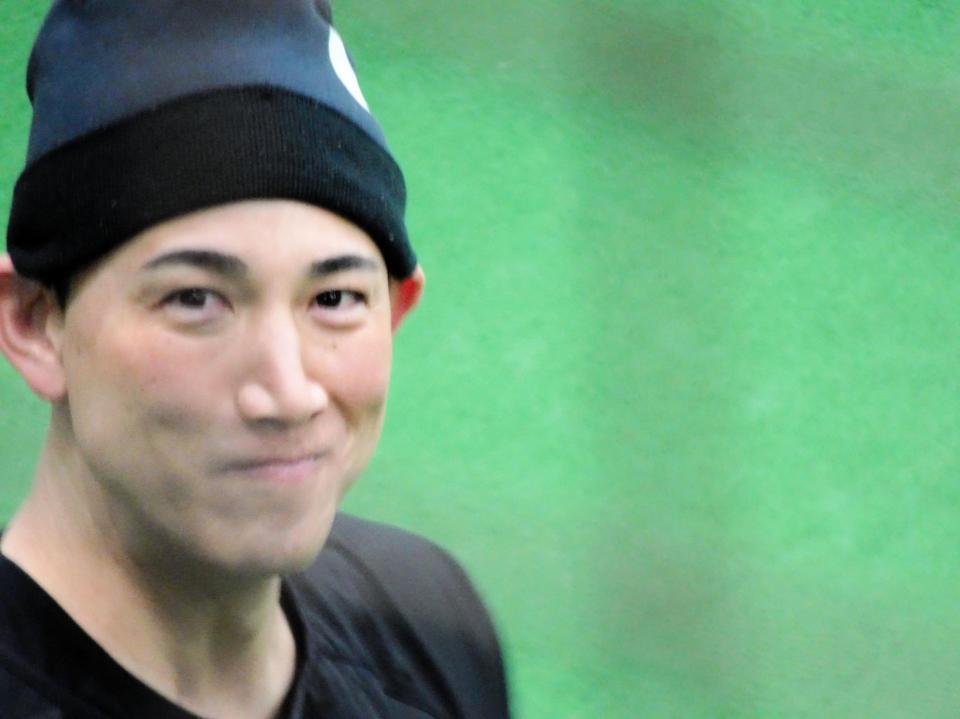 ジャイアンツ球場で練習する小林