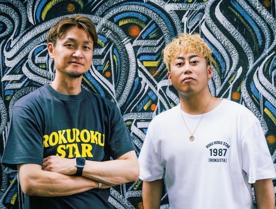 　大和氏（左）とシンガーソングライターＨＡＲＴＹ