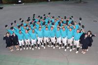 出場を決め喜ぶ山梨学院ナイン（撮影・石井剣太郎）