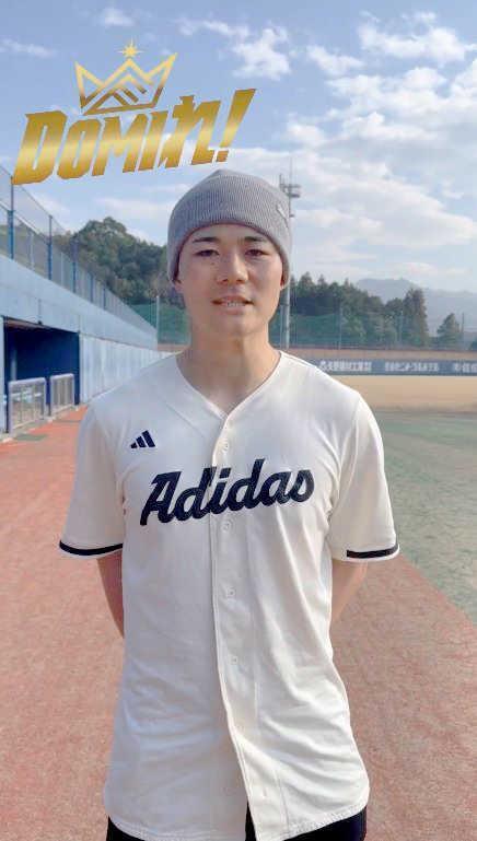 　新スローガンを説明する清宮幸選手会長（球団提供）