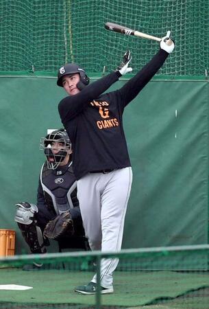 フリー打撃をするリチャード（撮影・佐藤厚）