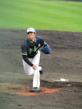 ライブＢＰに登板した青柳