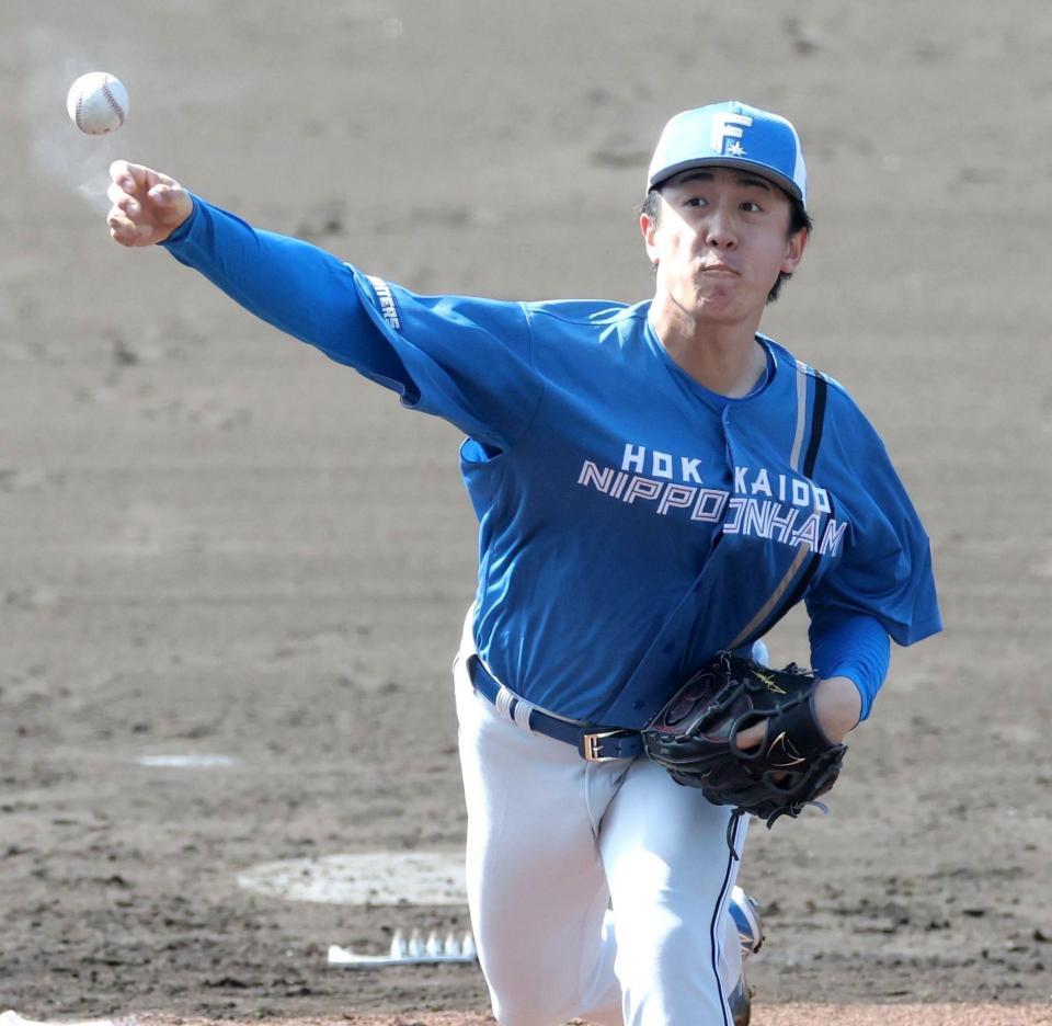 ライブＢＰに登板し、投球する北山（撮影・西岡正）