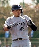 ＤｅＮＡとの練習試合で、安打を放った井上