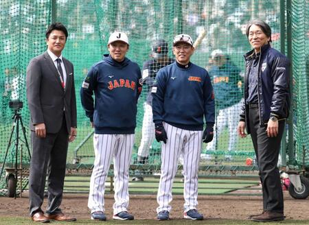 侍ジャパン・井端監督　レジェンド２人そろい踏み「ありがたい」連発　強化合宿スタート