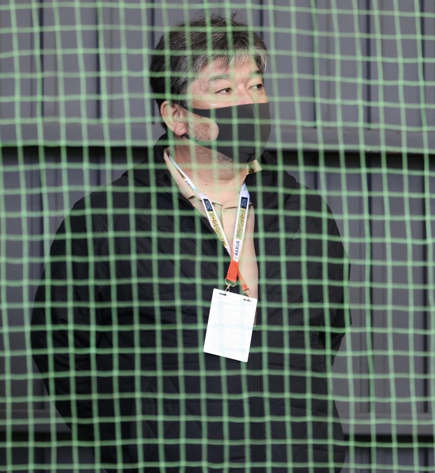 侍ジャパンキャンプを訪問した野茂英雄氏（撮影・伊藤笙子）