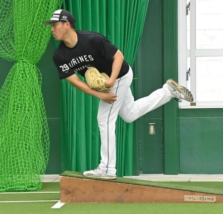 ２１日の楽天戦の登板に向け調整する西野（撮影・持木克友）