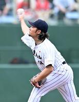 ２番手で登板し、力投する伊藤