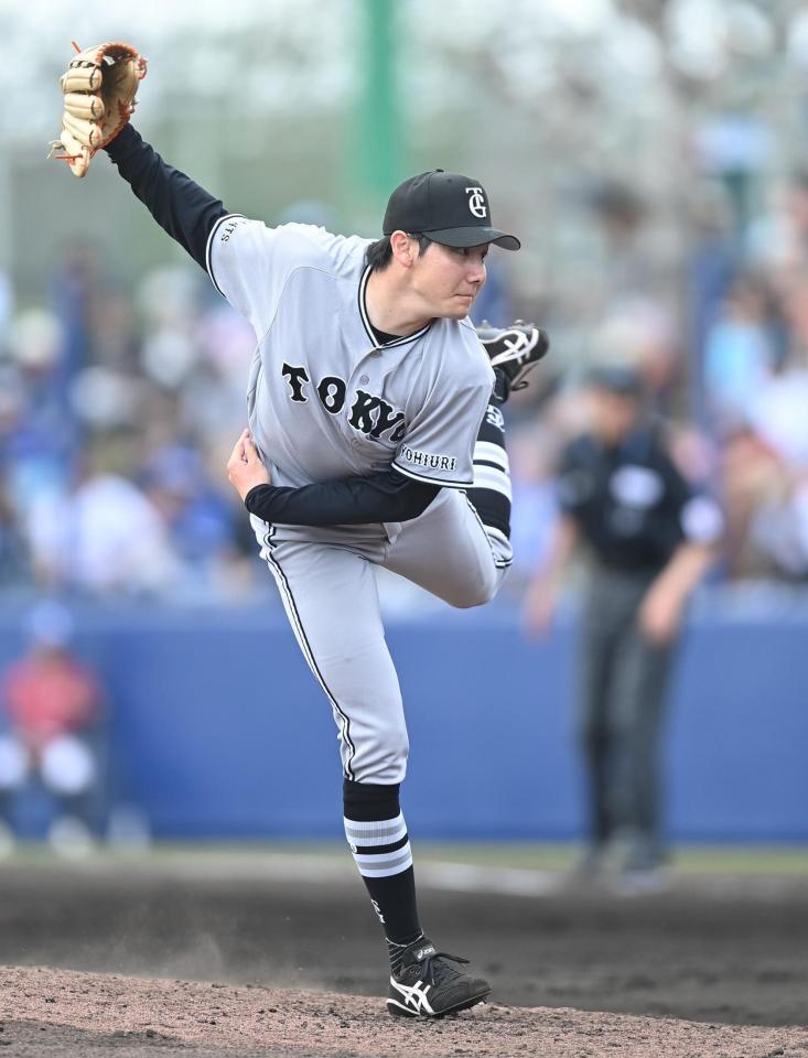 ７回から登板し力投する竹丸（撮影・開出牧）