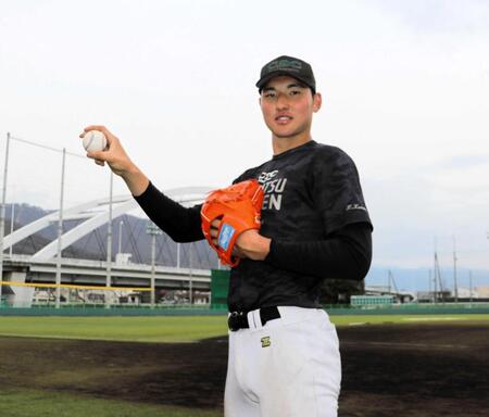 今秋ドラフト上位候補、山梨学院「二刀流」菰田　選抜で自己最速１５２キロ更新狙う「大きい舞台になればなるほど力が出せる」