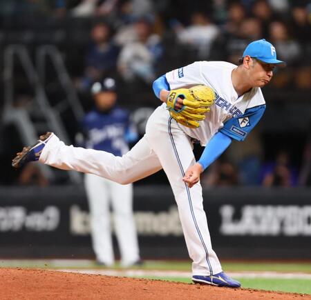 ６回から登板した加藤（撮影・中島達哉）